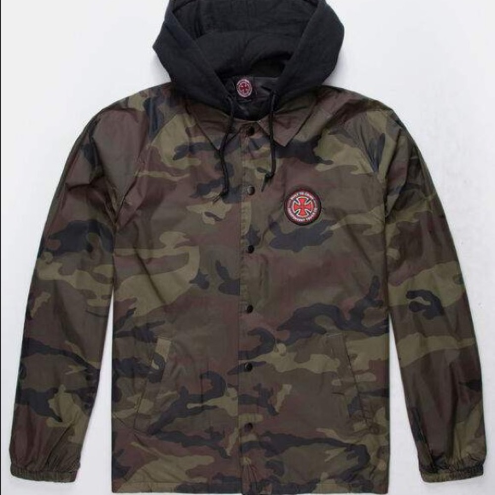 INDEPENDENT Trucks Camo Coach Jacket Small New